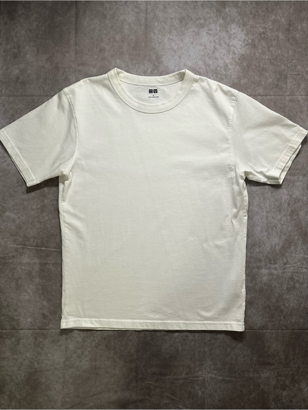 Uniqlo Men's Crew Neck T-Shirt in White